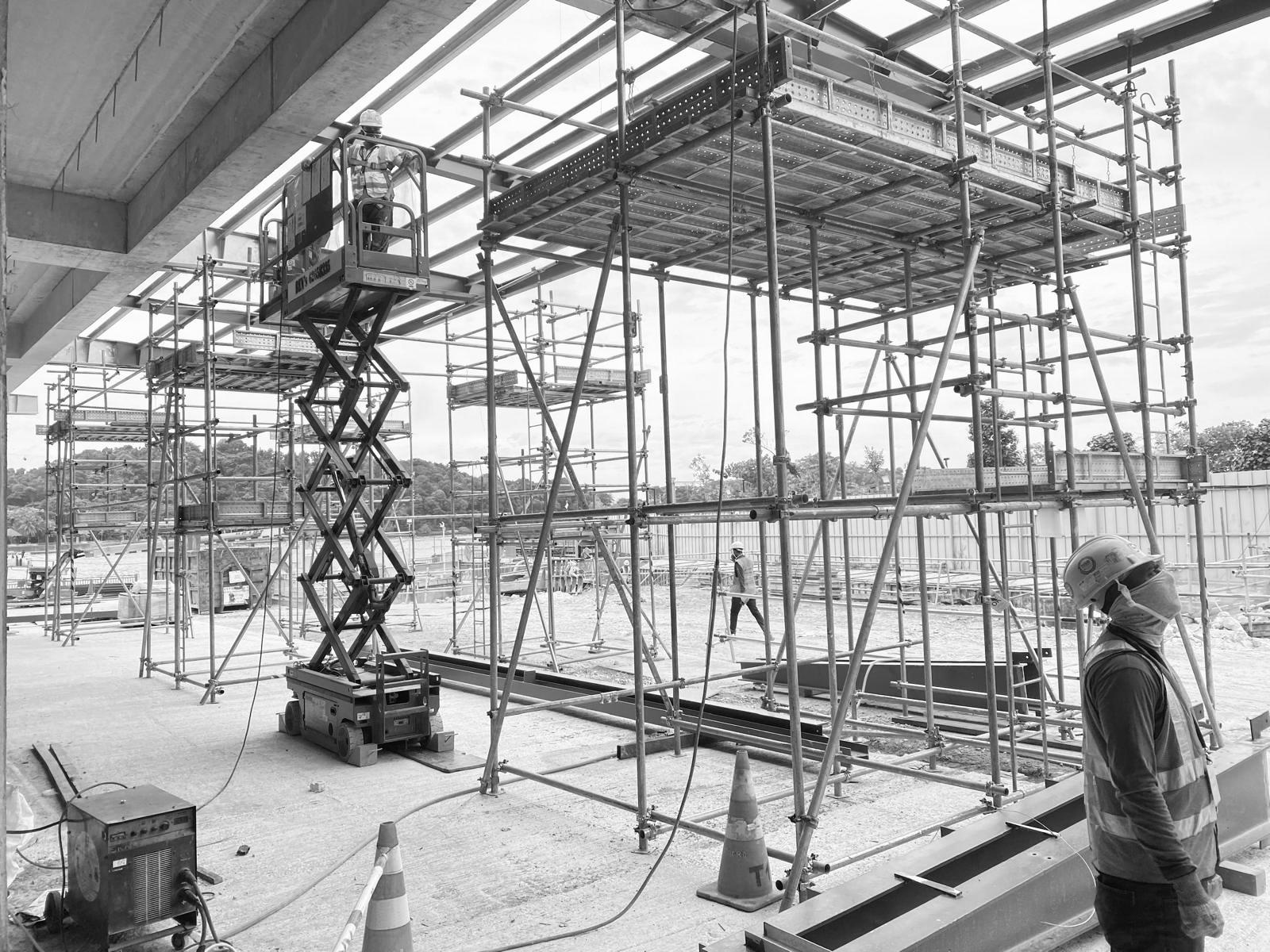 Cantilever Support Scaffold